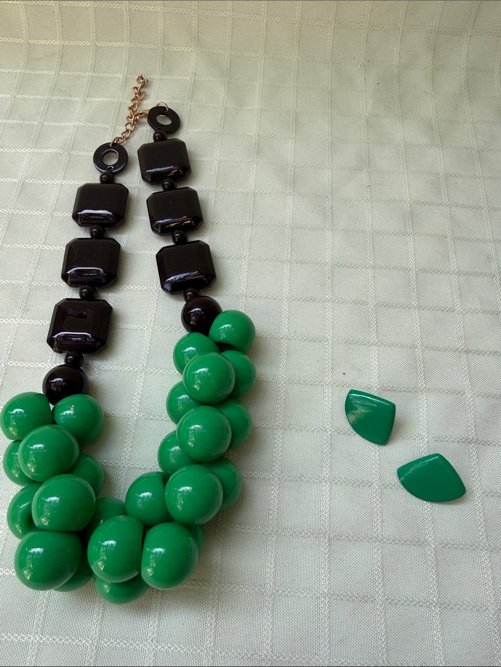 Vintage Green/Black Statement Bead Necklace and Earrings - Women Jewelr